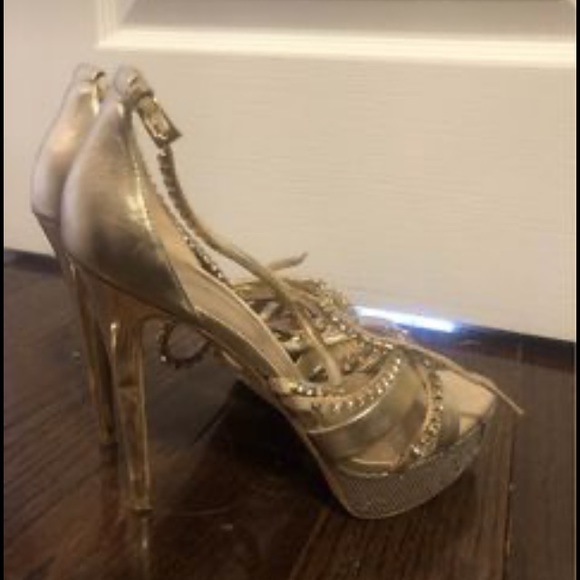 Gold stilettos by Marciano - Picture 3 of 4